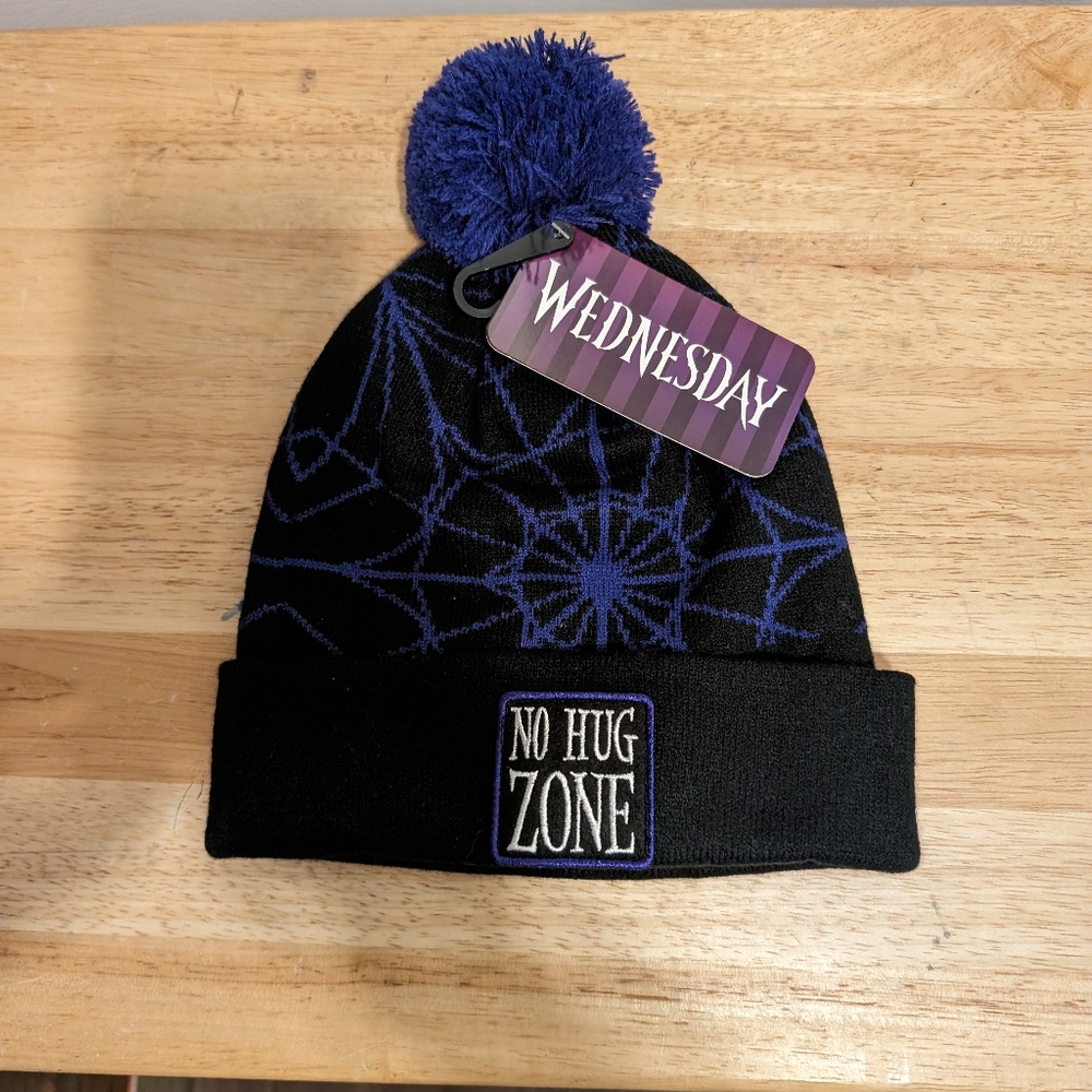 Tuque Winter Hat Wednesday Addams